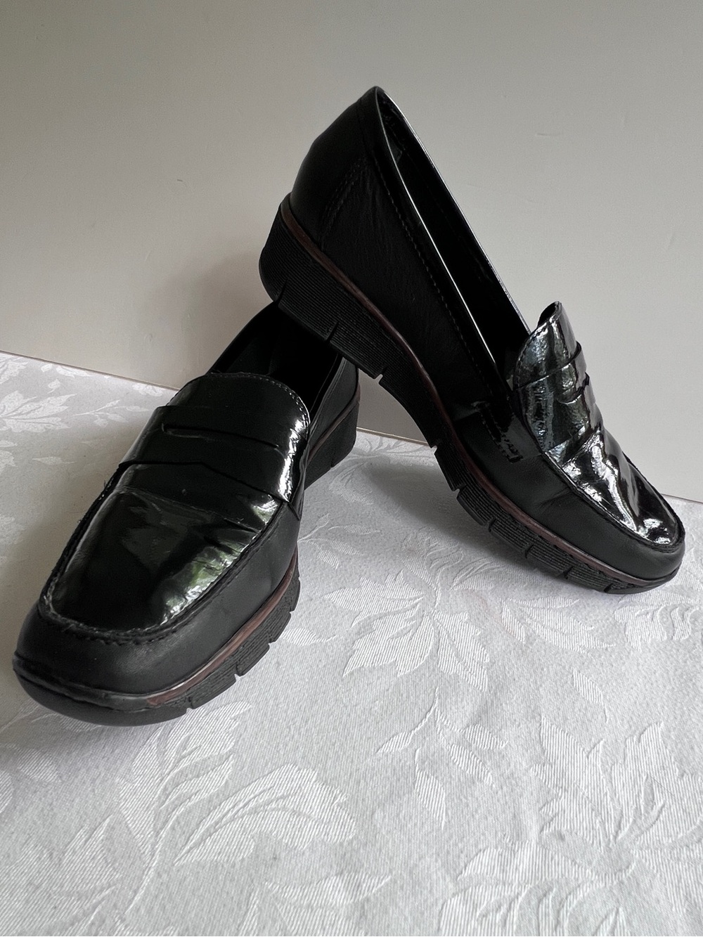 Rieker Antistress Black Patent Loafers Size 39 US 8.5
